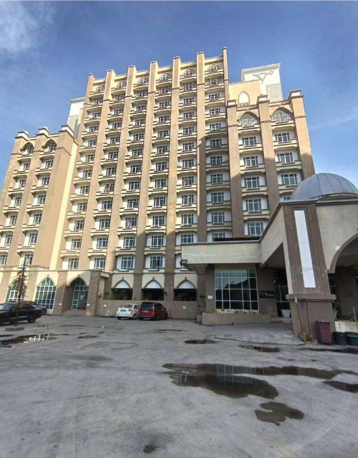 The Viana Apartment 1 Kota Bharu Exterior photo